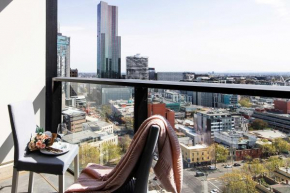 A 2BR Apt Near Melbourne Central Amazing Views